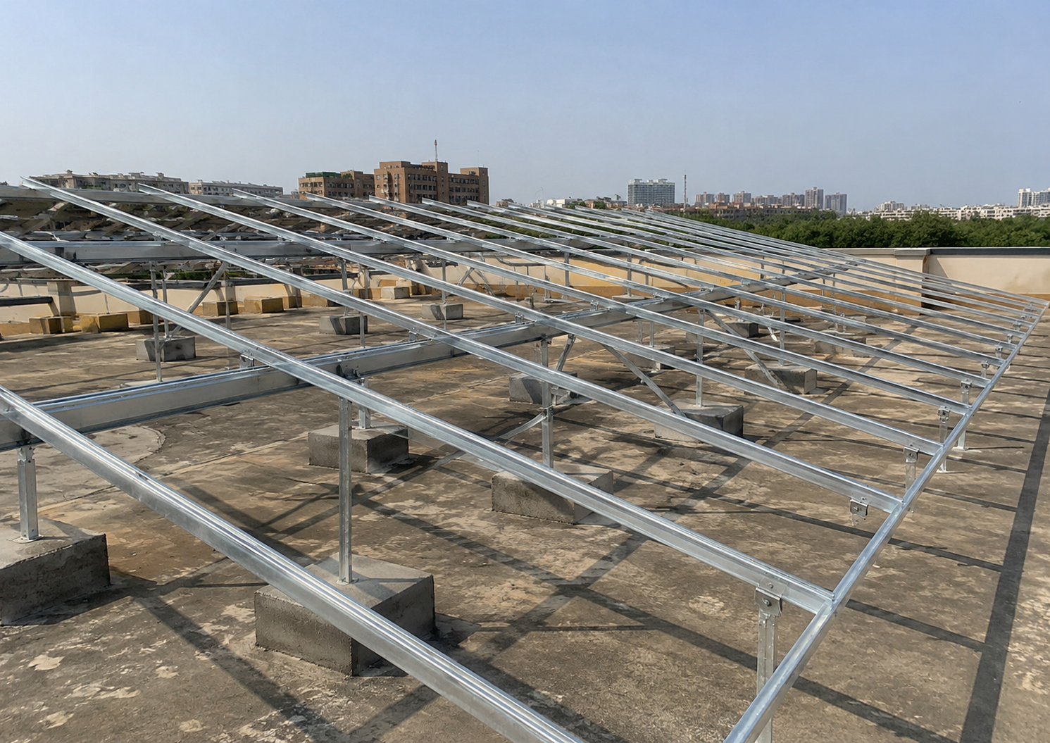 Solar modules on a mounting structure